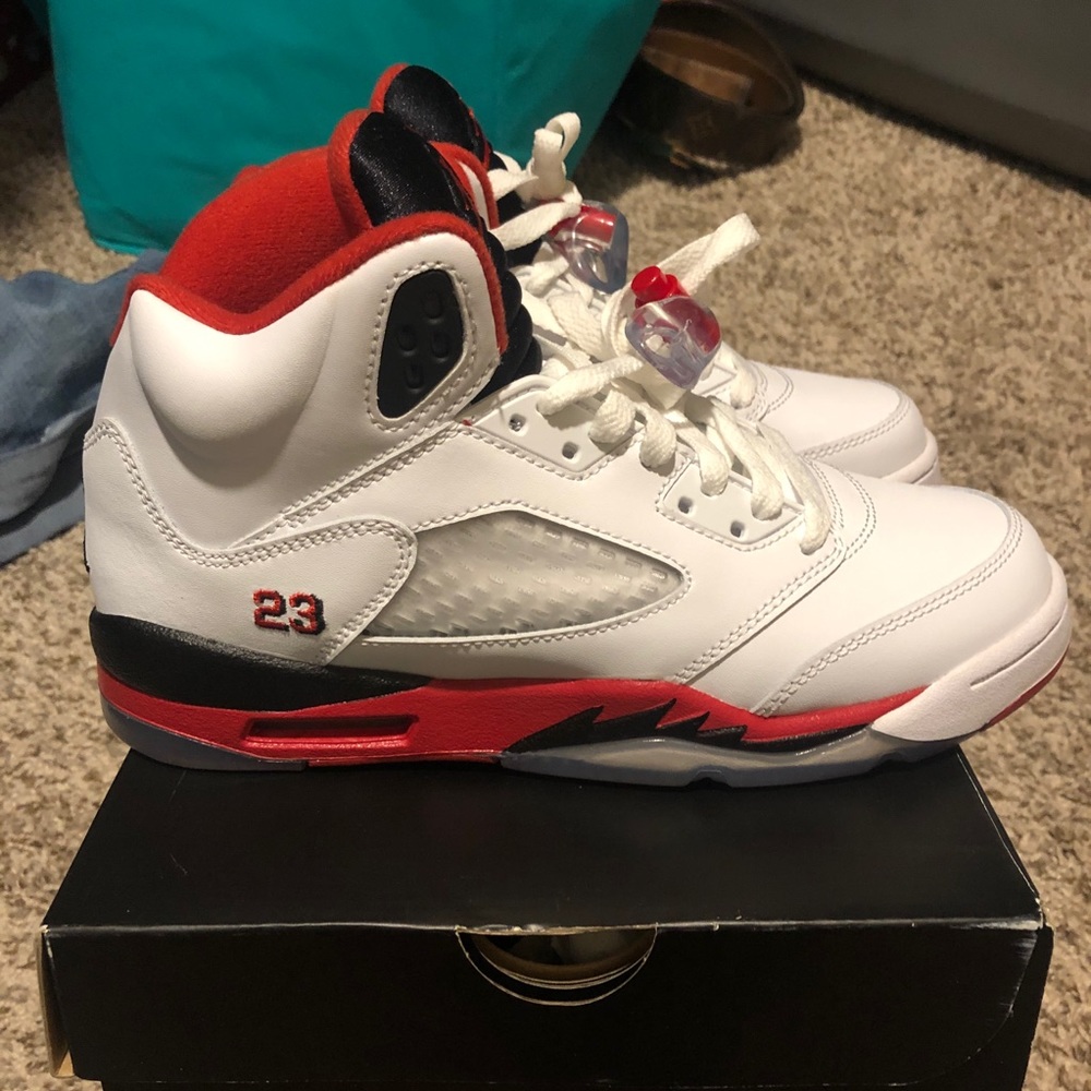 Air Jordan 5 Retro